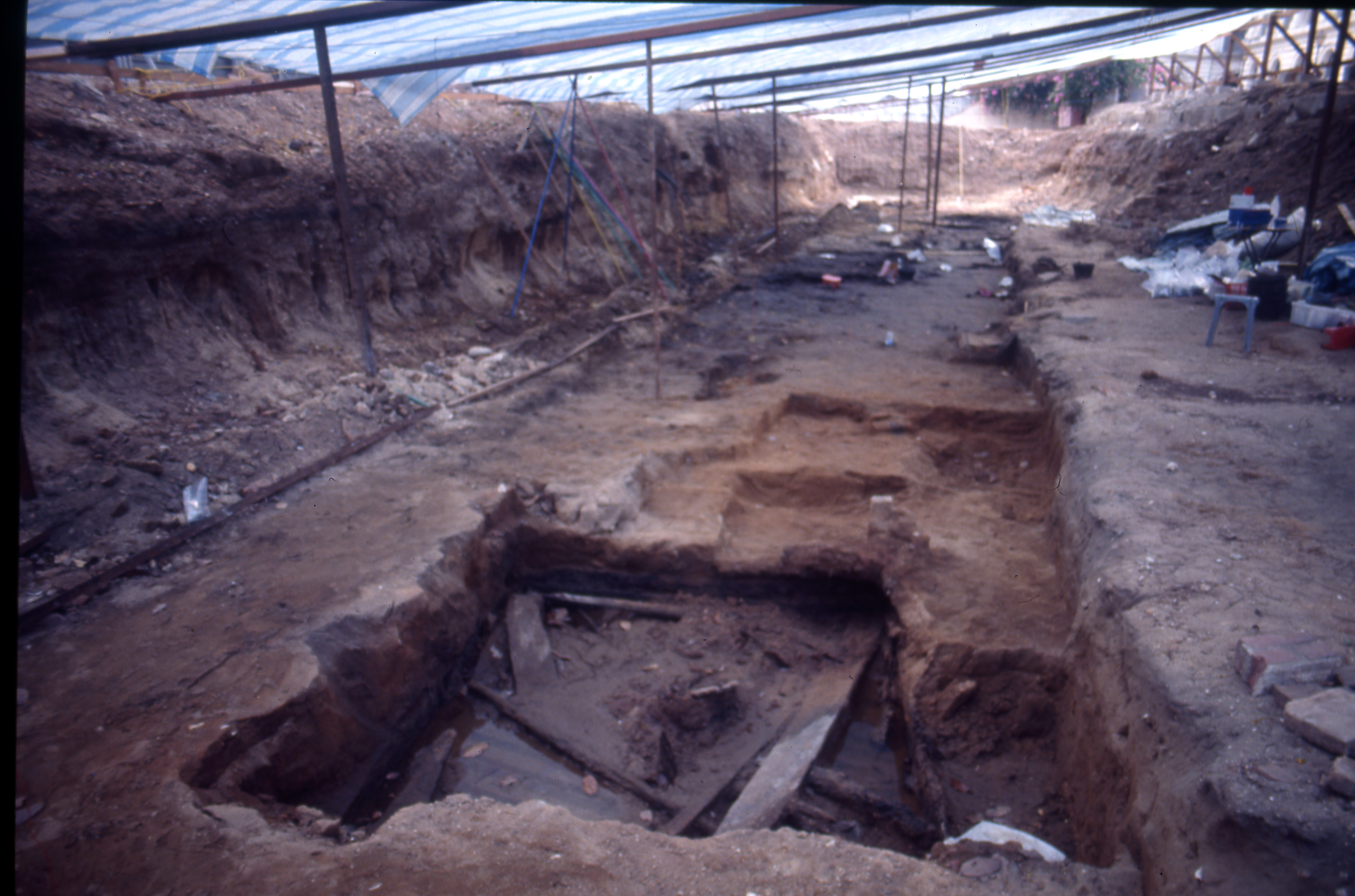 Figure 16. Unusual ‘GOK’ structure at the site