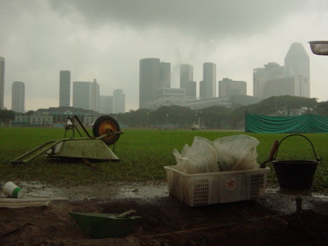 Rainstorm during the excavation.